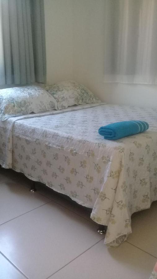 Casa com 2 quartos e banheira de Hidromassagem Trindade (Goias) Exterior foto